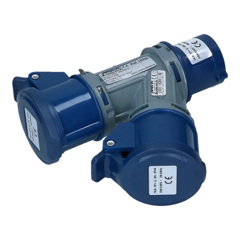 Betrouwbaar 2 weg splitter 1x CEE naar 2xCEE 1p+n+e 16A